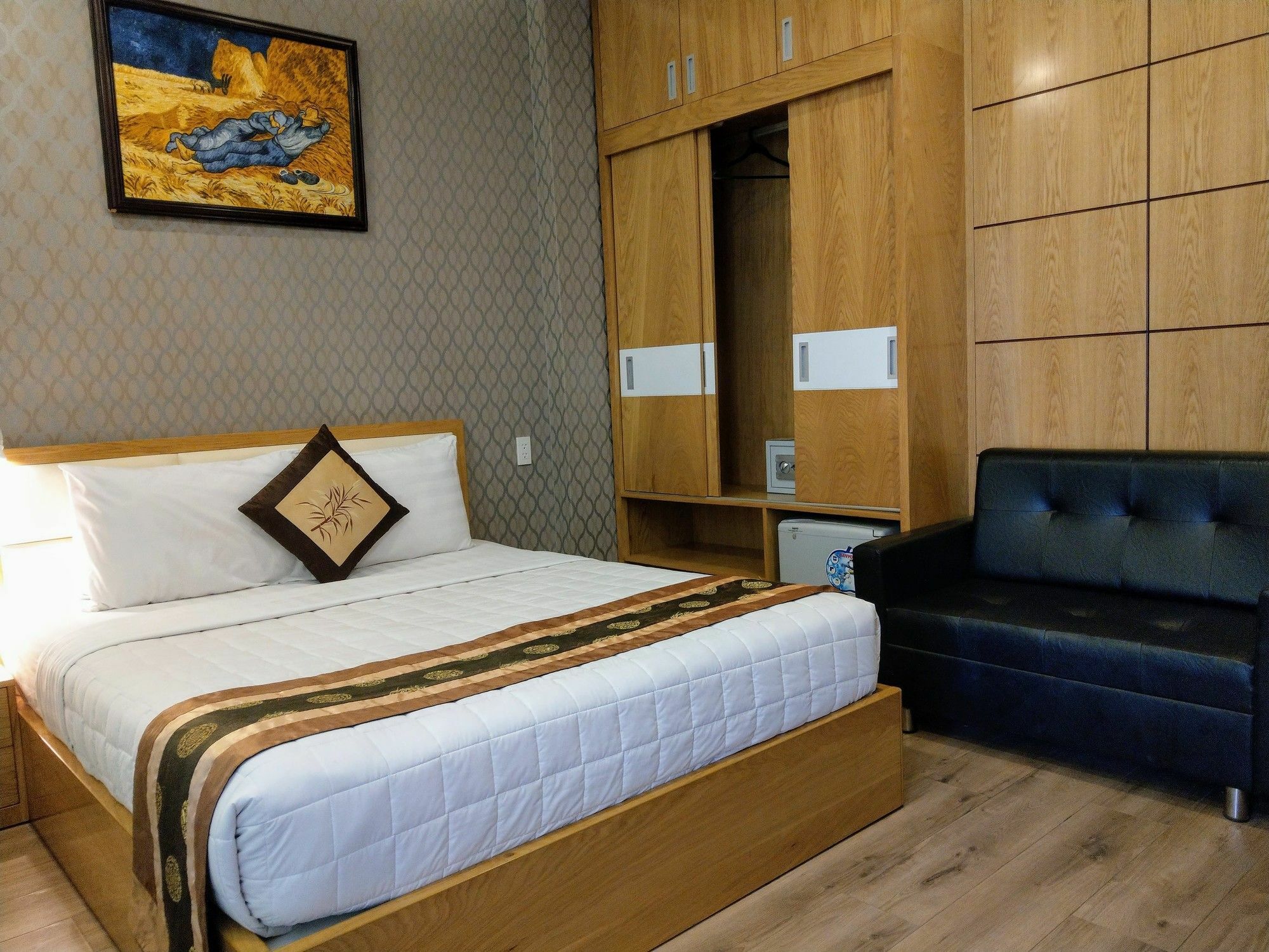 A25 Hotel - 75 Le Thi Hong Gam Cidade de Ho Chi Minh Exterior foto